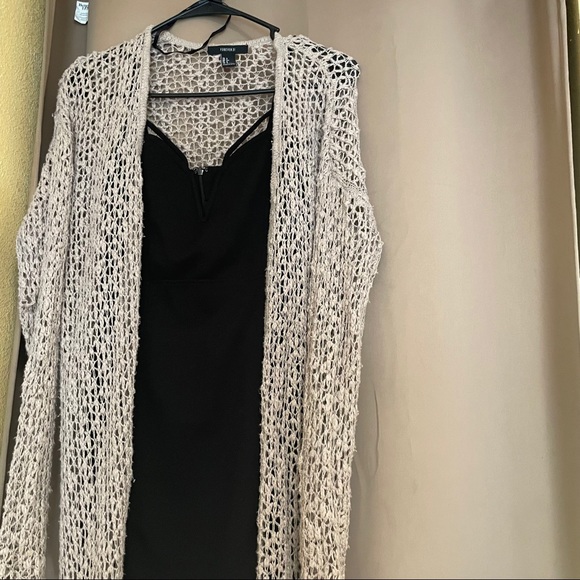 Set - Picture 2 of 6